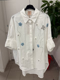 Camicia in cotone tinta unita con ricami fiorati e brillantini FGD MODA