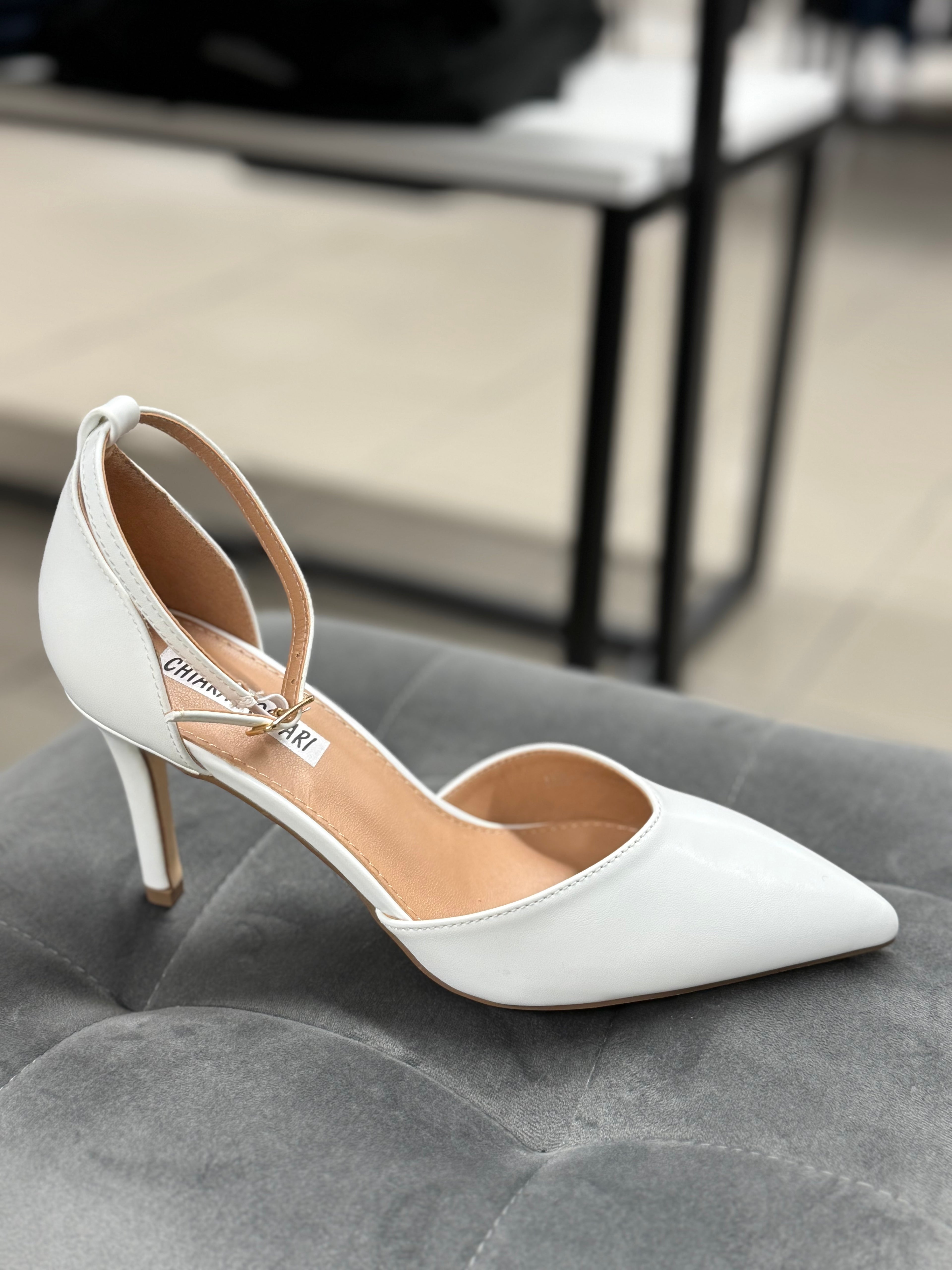 Décolleté con cinturino tacco 8cm