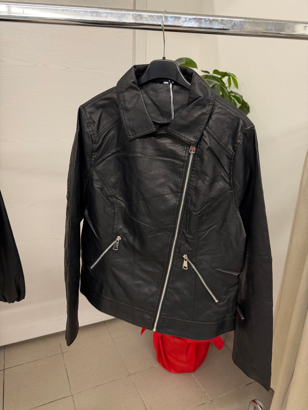 Giacca ecopelle taglia curvy FGD MODA