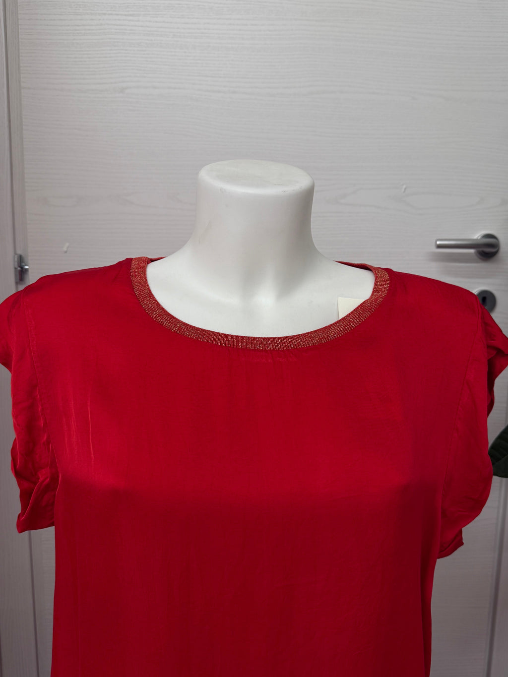 Maglietta maniche corte tinta unita con colletto lurex FGD MODA