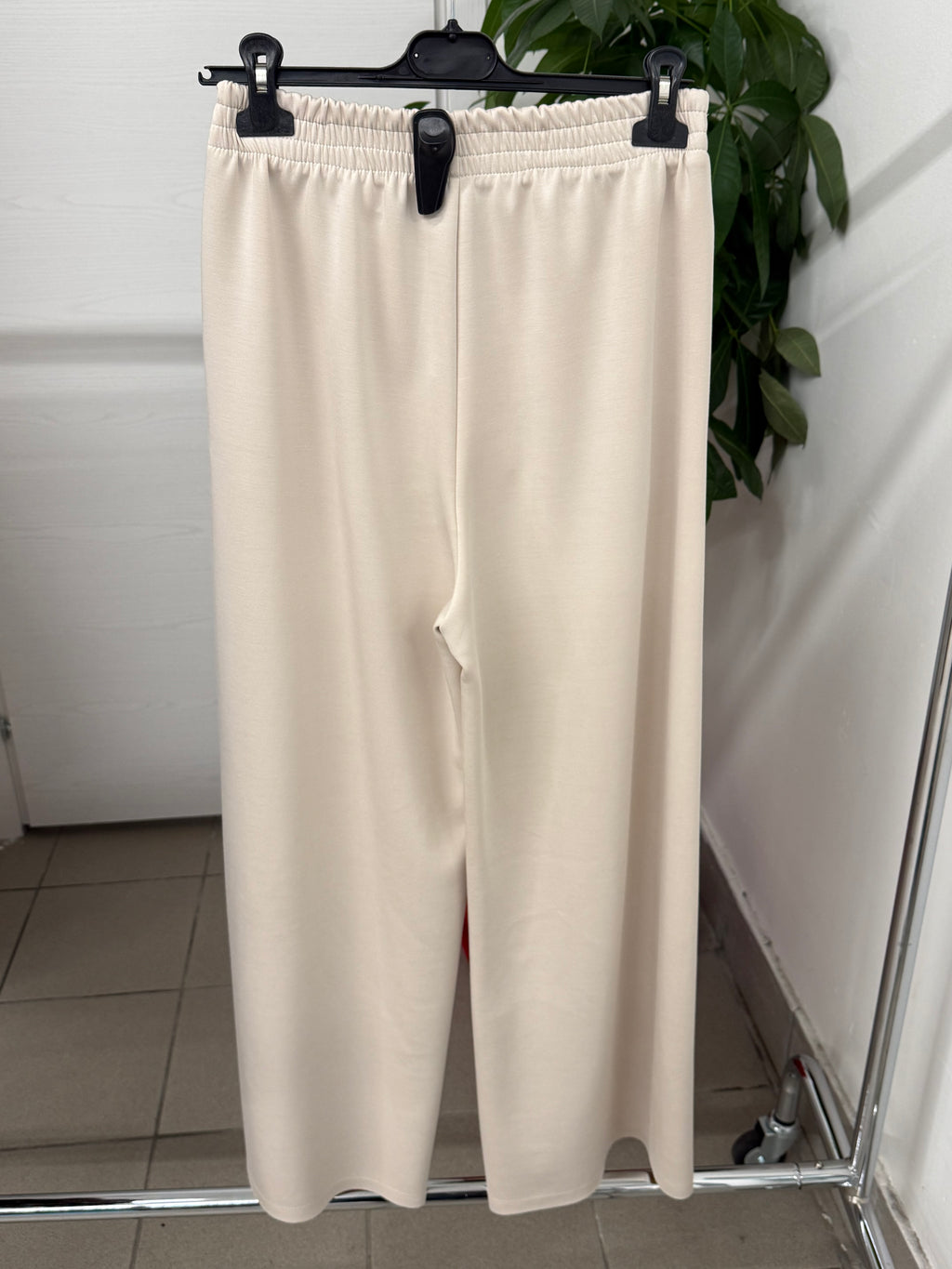 Pantaloni tuta a palazzo