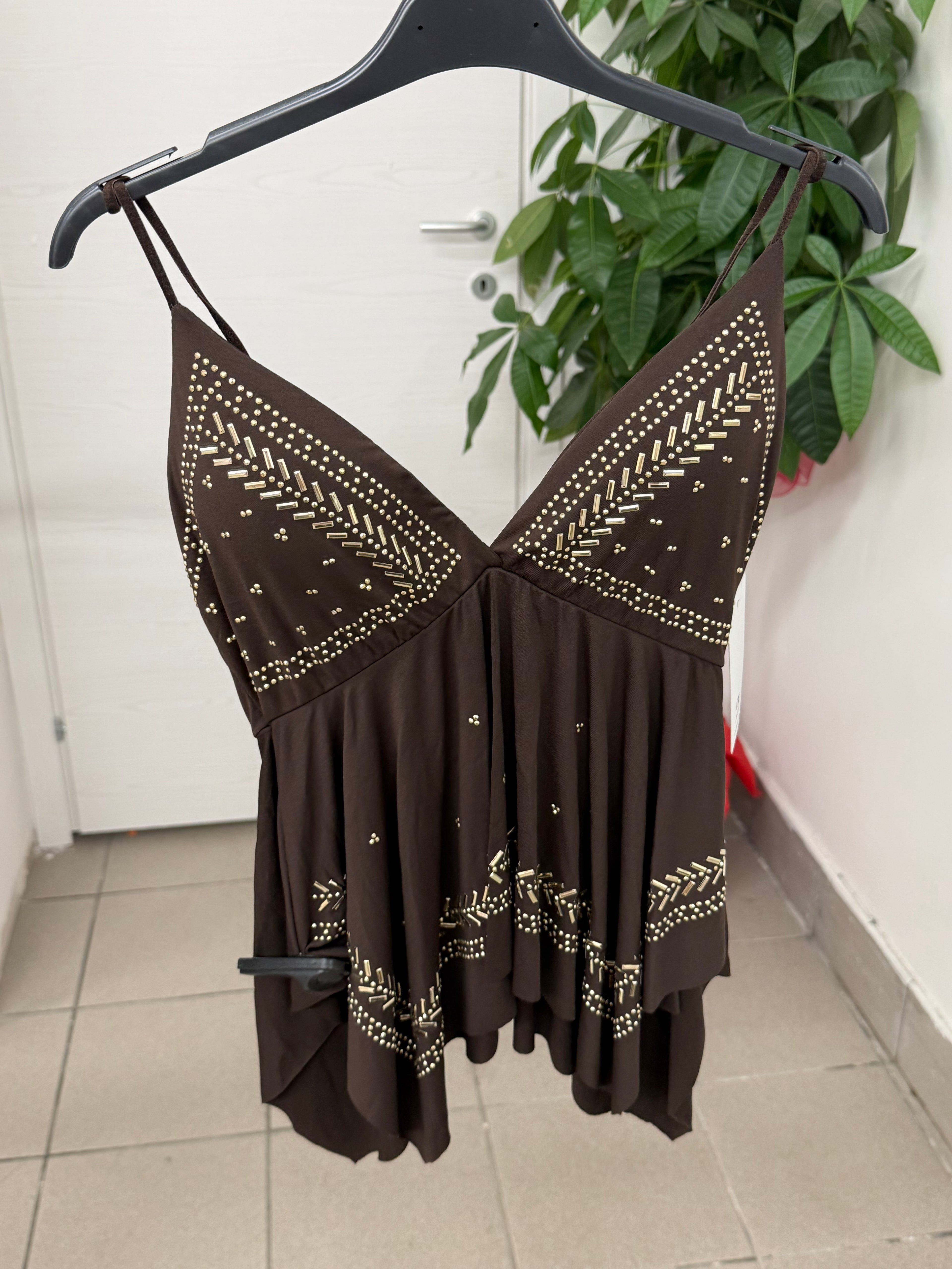 Top a spalline con borchie FGD MODA