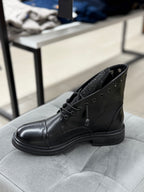 Anfibi in ecopelle con lacci elasticizzati e brillantini FGD MODA