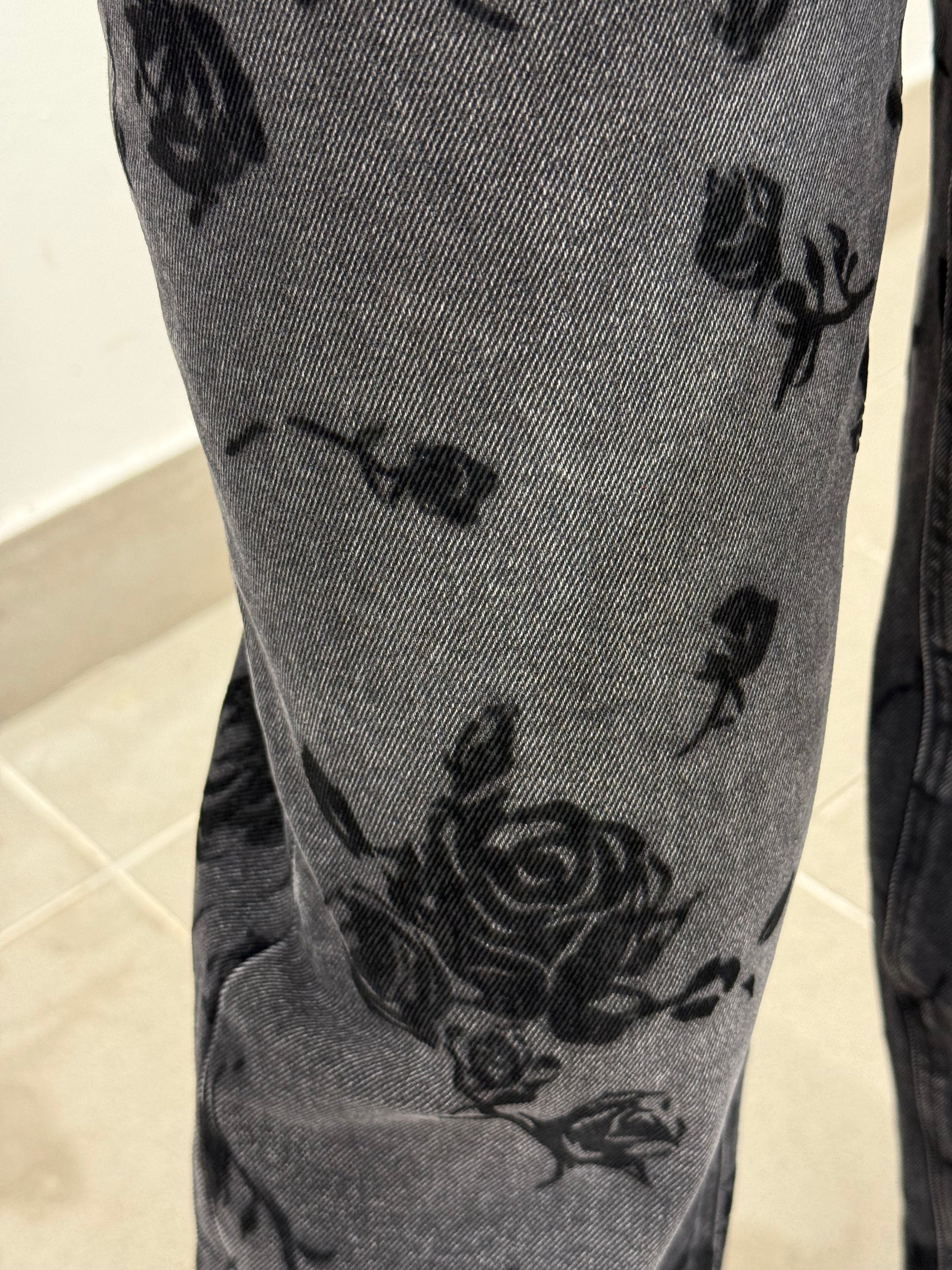 Jeans a palazzo con motivo fiorato FGD MODA