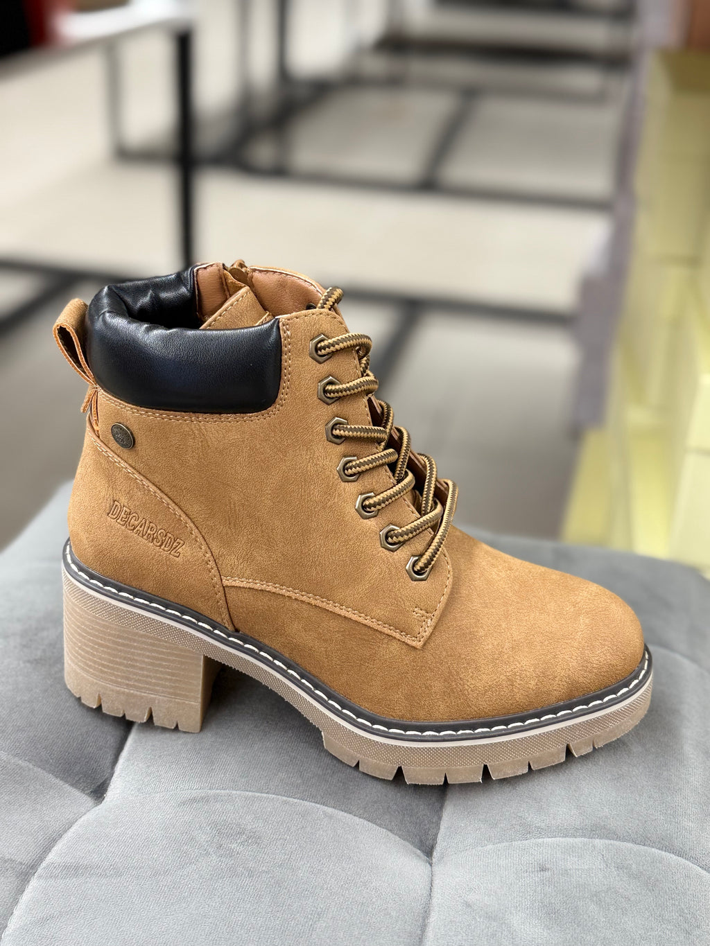 Scarponcini in ecopelle con tacco 6.5cm FGD MODA