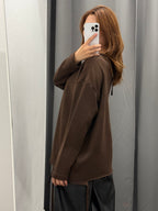 Felpa Garzata Over Fit Effetto Strappato Sul Bordo JUST WEST FGD MODA