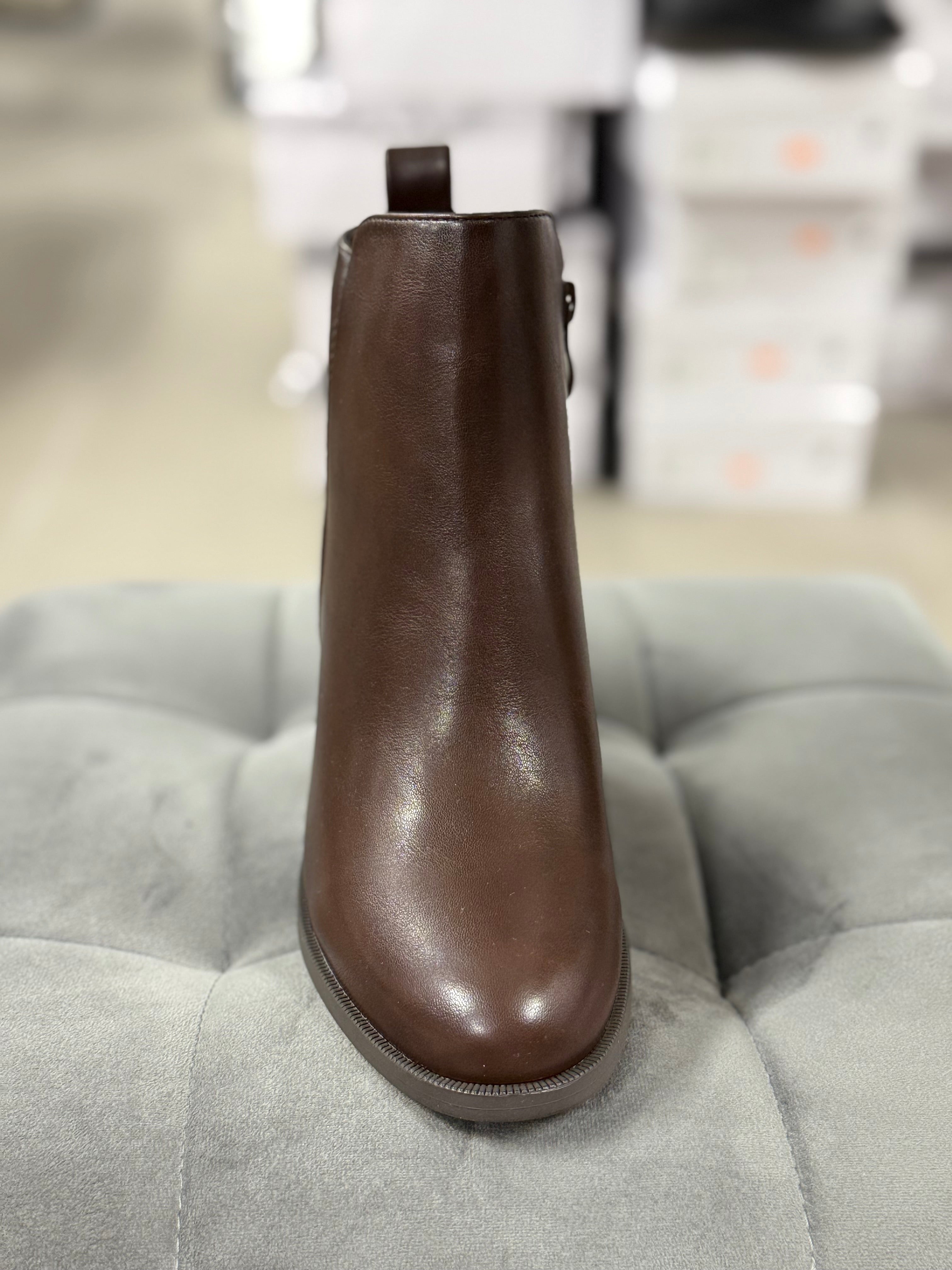 Stivaletti in ecopelle tacco 8cm FGD MODA