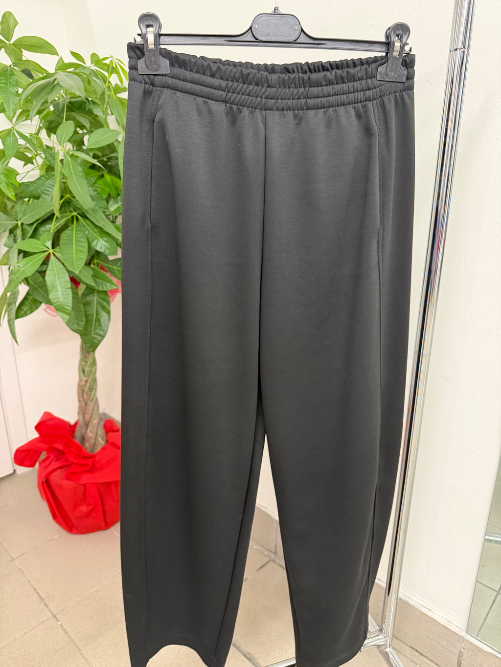 Pantalone tuta balloon con riga lungo la tasca FGD MODA