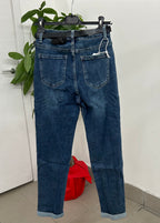Jeans mom fit con cintura FGD MODA
