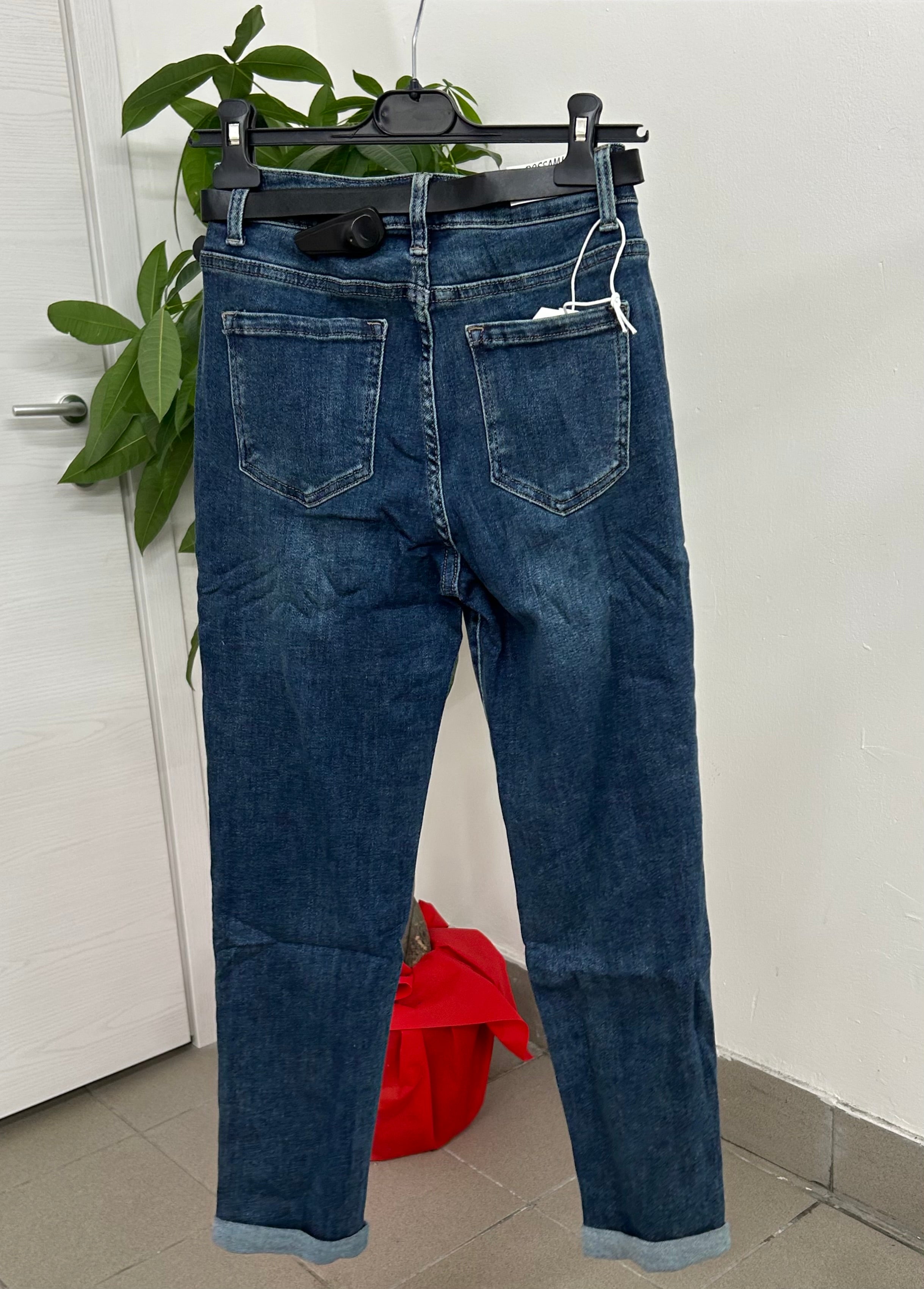 Jeans mom fit con cintura FGD MODA