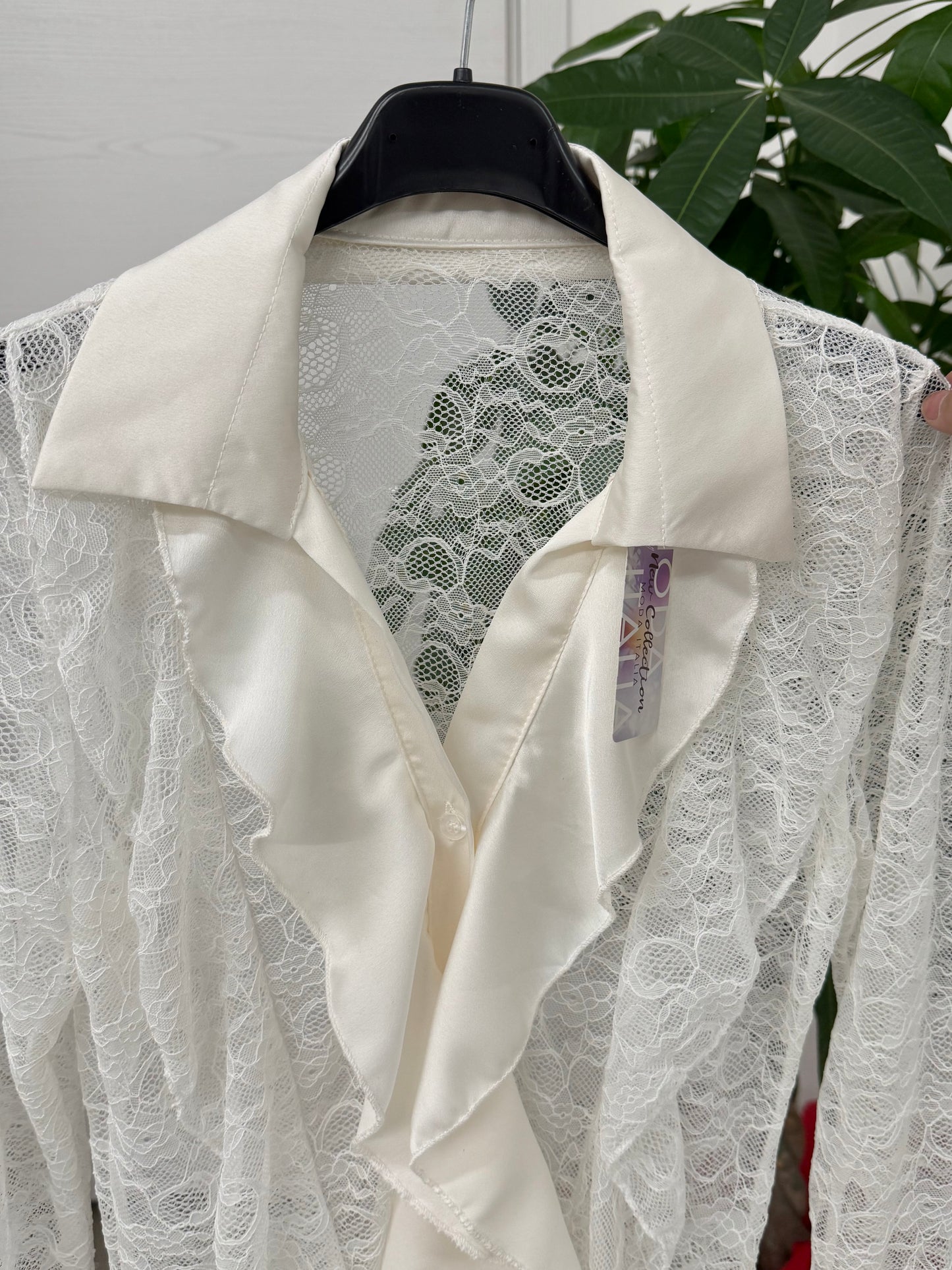 Camicetta a maniche lunghe in pizzo con rouches in raso FGD MODA