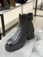 Stivaletti in ecopelle tacco 5cm FGD MODA
