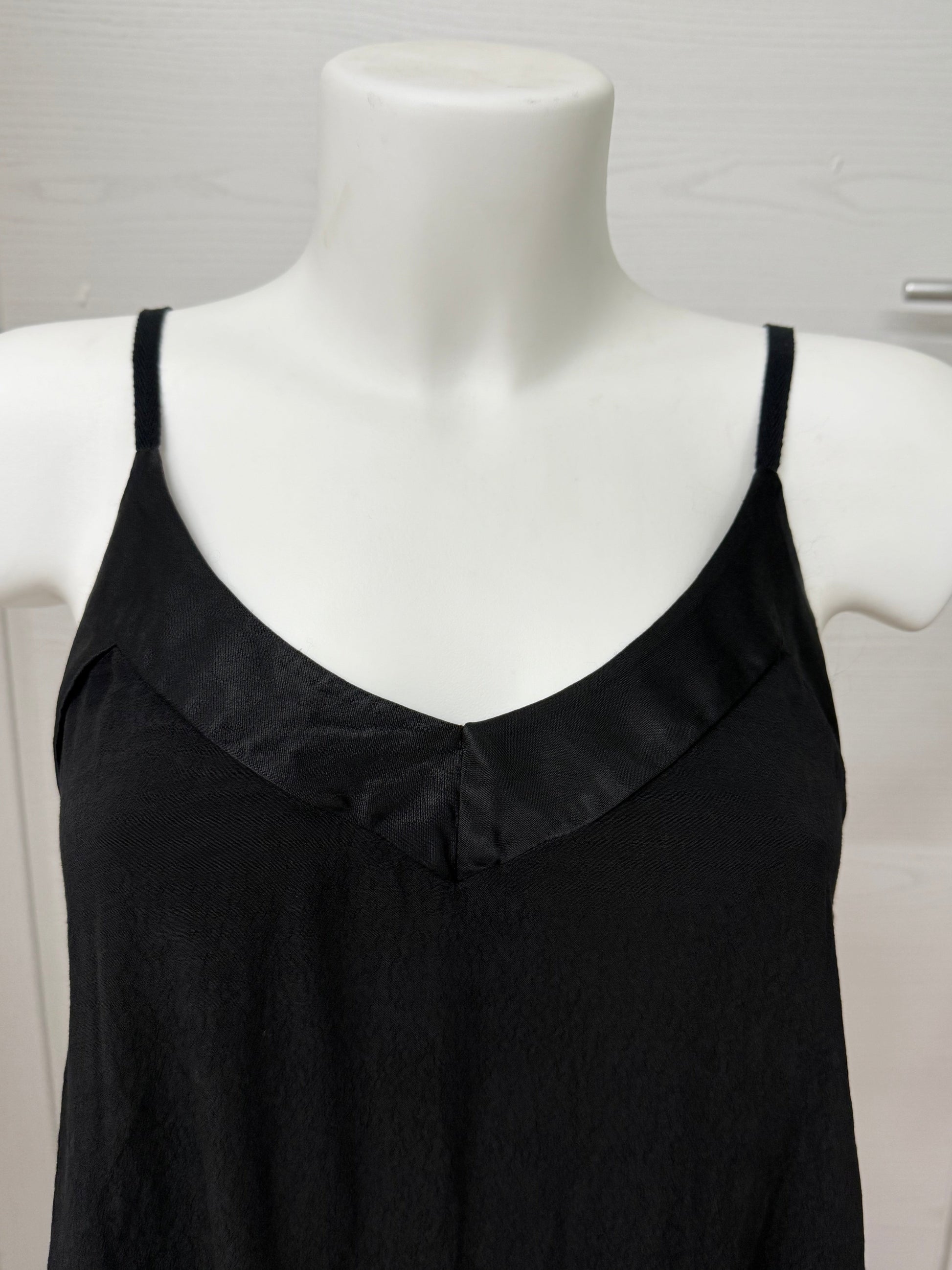 Canotta a bretelline con scollo in raso FGD MODA