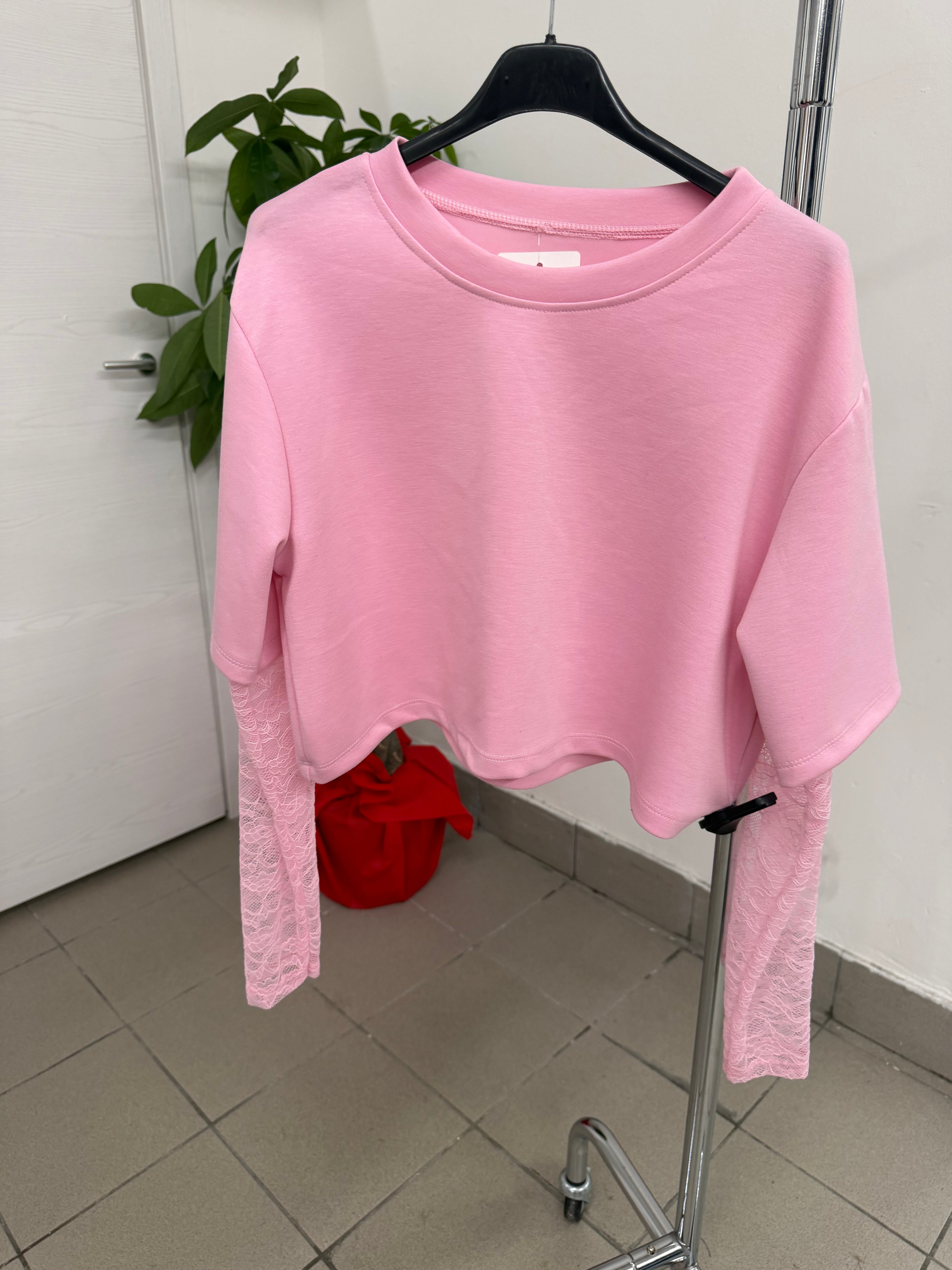Maglietta con maniche in pizzo crop FGD MODA