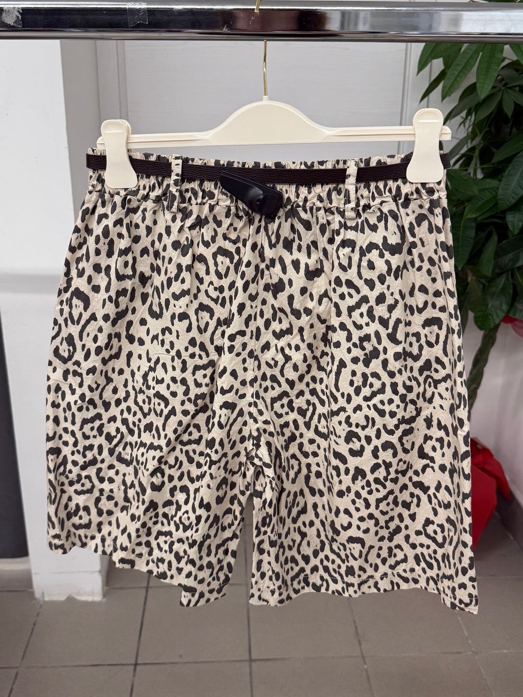 Pantaloni bermuda 100% cotone leopardato con cinta FGD MODA