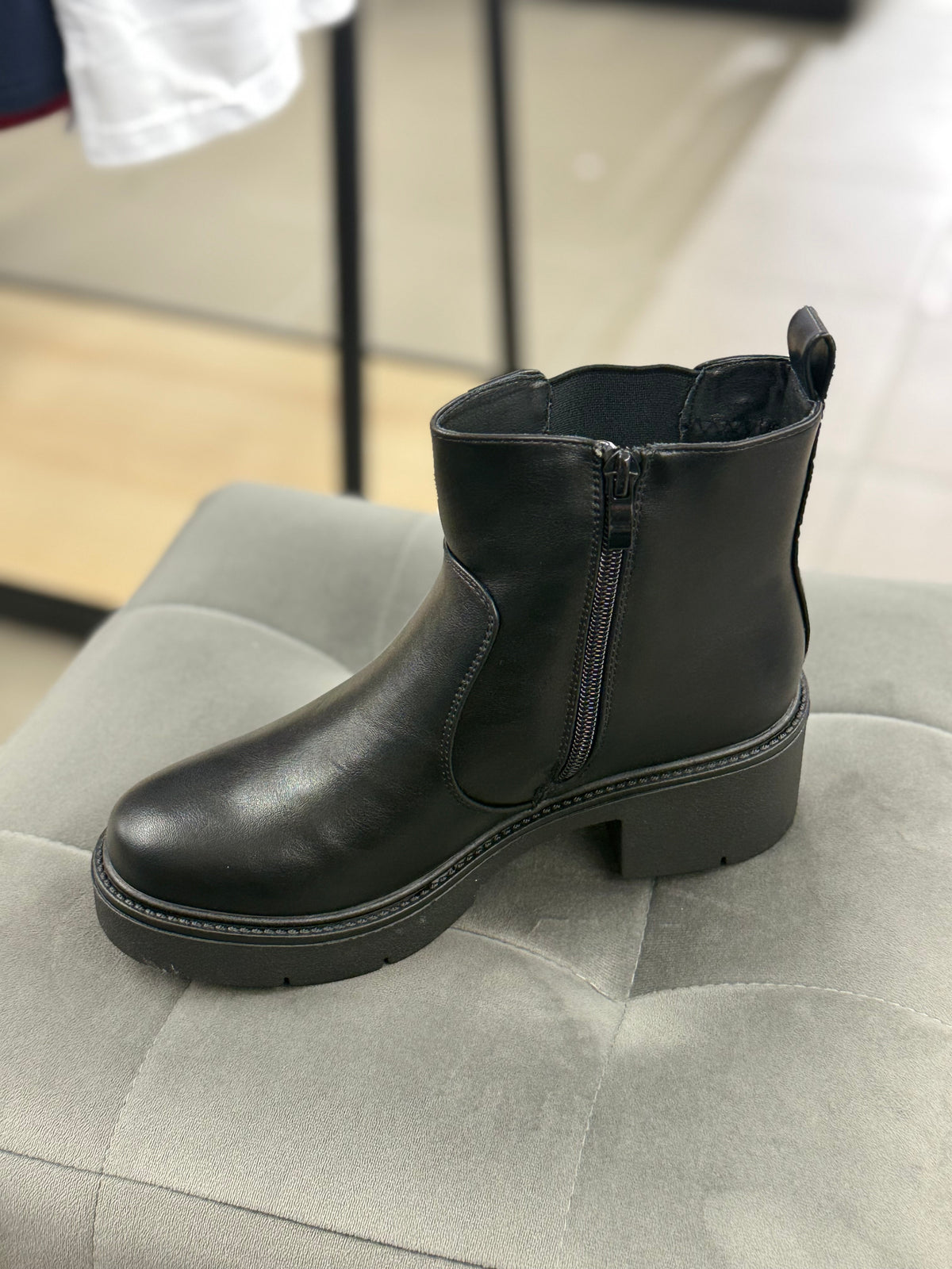 Stivaletti In Ecopelle Con Elastico Laterale E Zip Tacco 5cm MG8921 FGD MODA