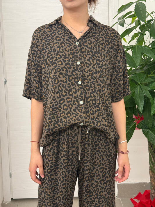 Blusa leopardata FGD MODA