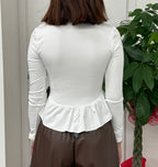 Top a maniche lunghe con volant sul bordo FGD MODA