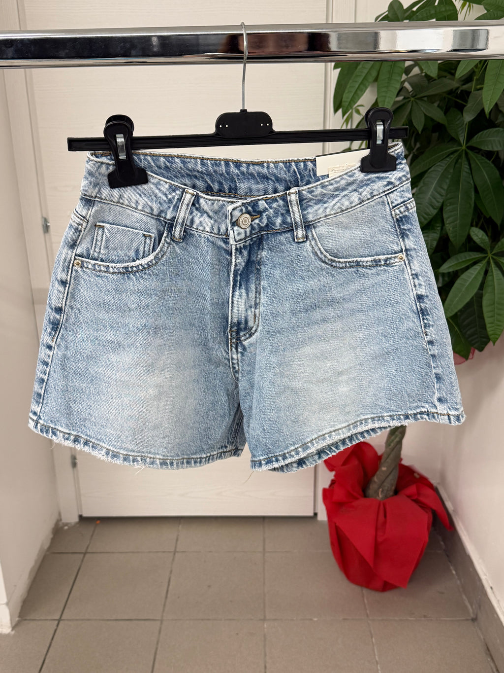 Pantaloncini di jeans D5481 FGD MODA