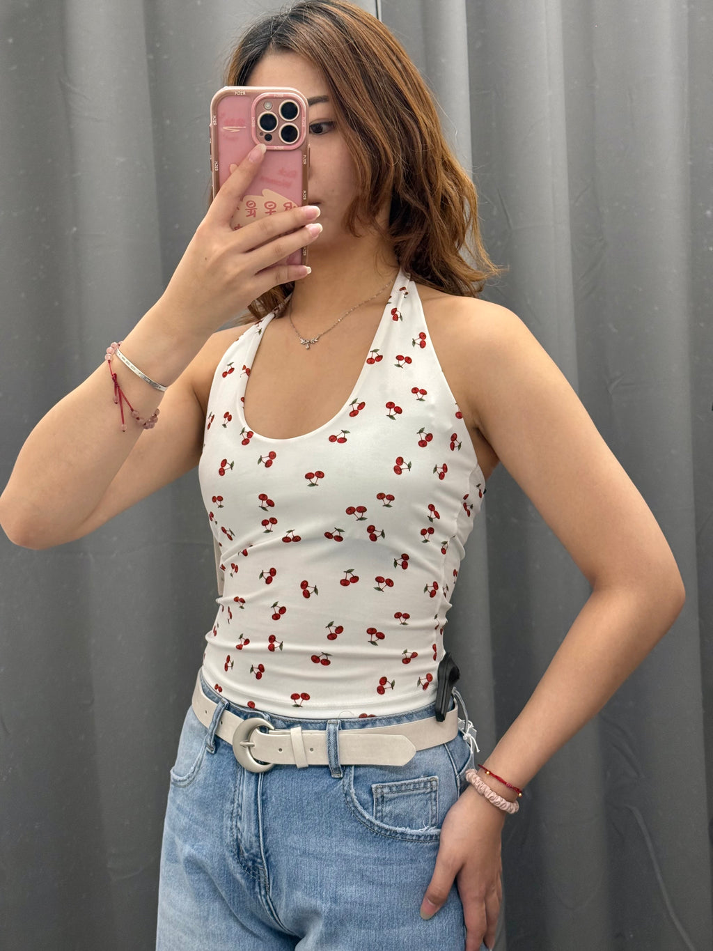 Top halter con ciliegie FGD MODA