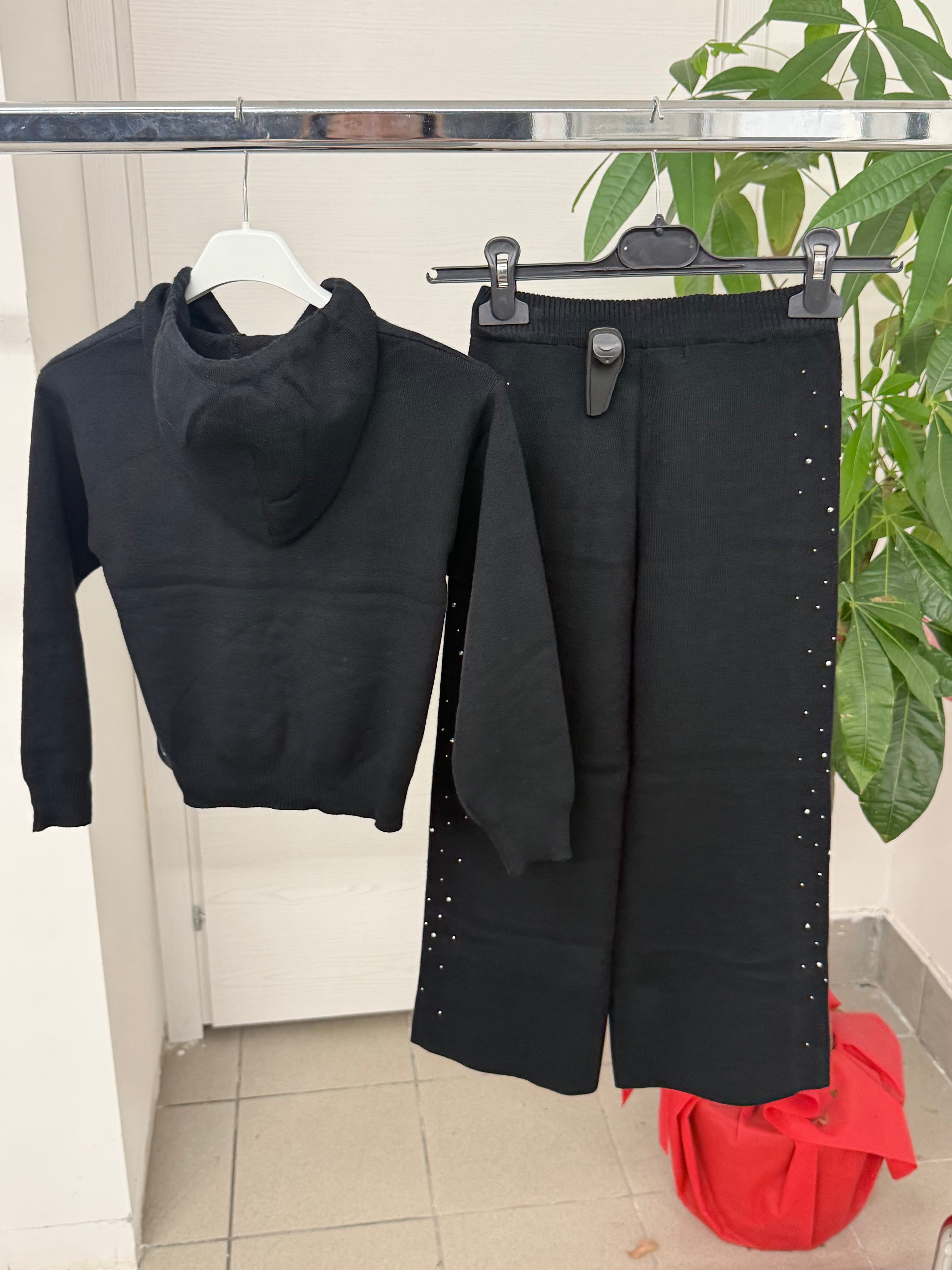 Set Coordinato Con Brillantini Maglioncino E Pantaloni A Palazzo FGD MODA