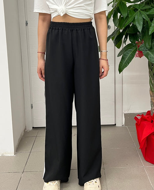 Pantalone tuta wide leg con strisce laterali FGD MODA