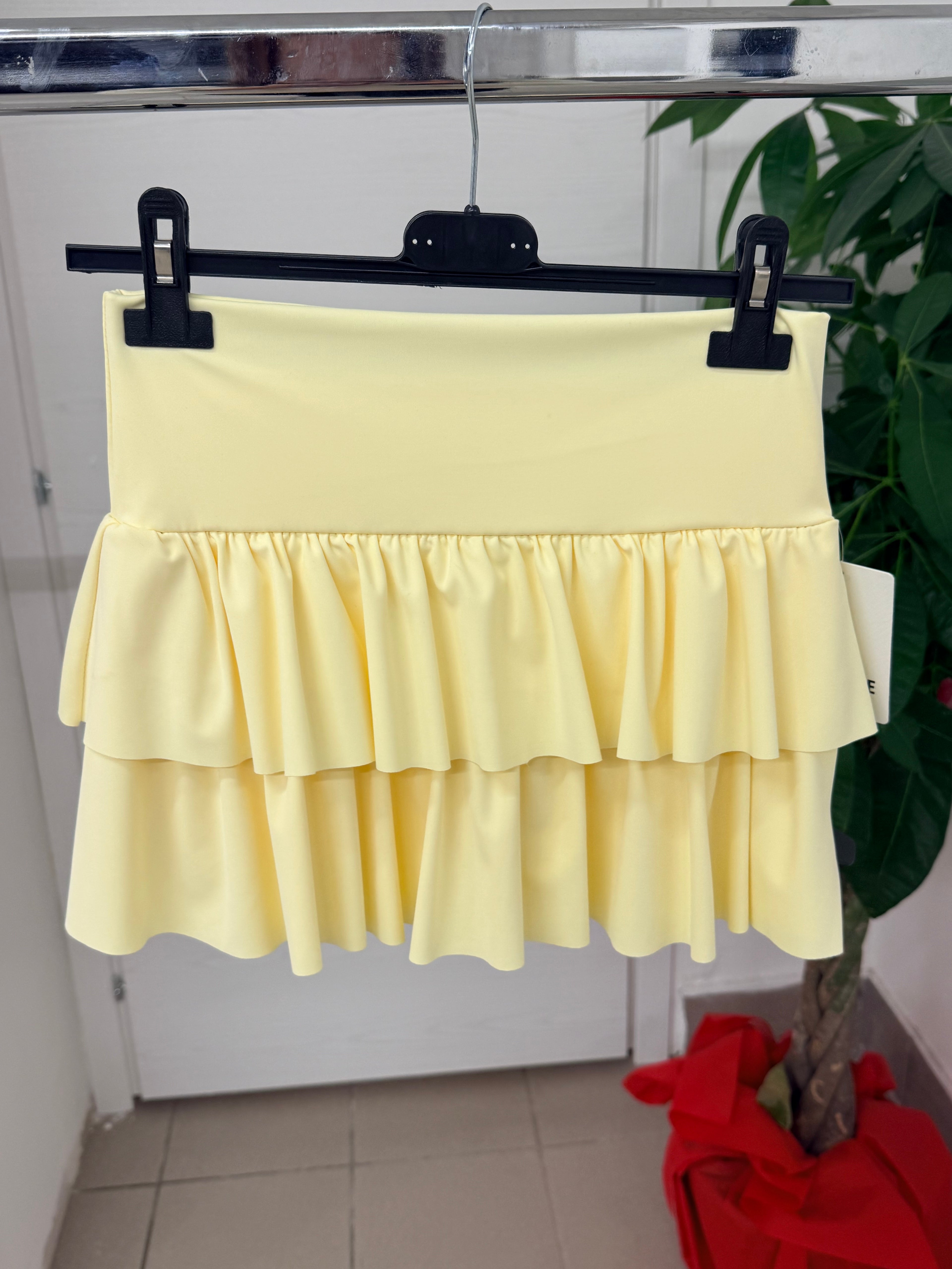 Mini gonna a balze con pantaloncino FGD MODA