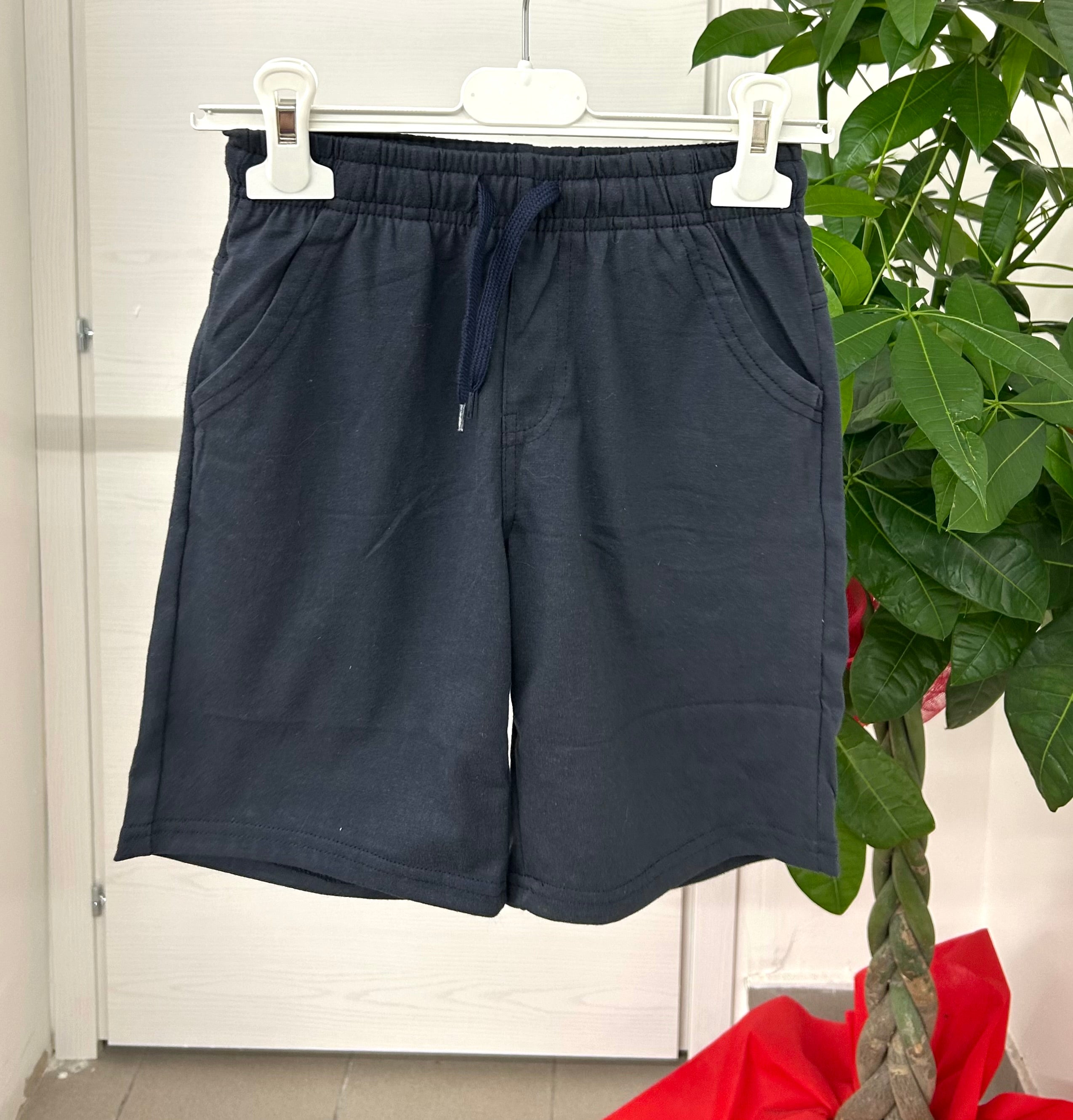 Pantaloncini in cotone tinta unita FGD MODA
