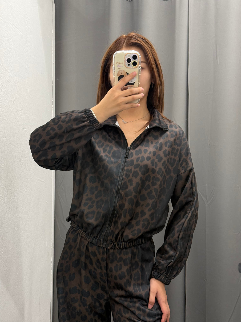 Set Coordinato Leopardato Felpa Con Zip E Pantaloni A Palazzo Con Strisce Laterali FGD MODA