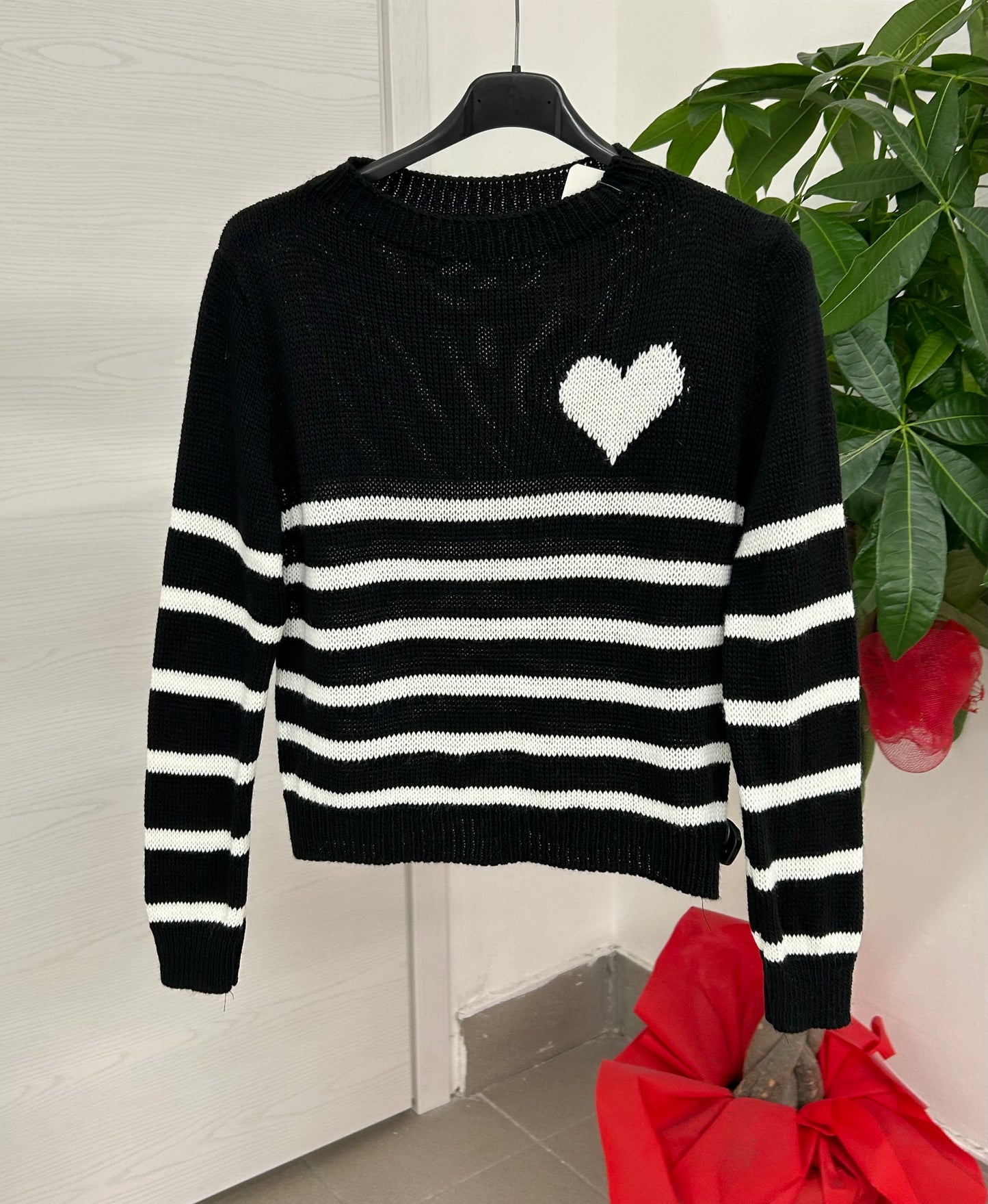 Maglioncino a righe con cuoricino FGD MODA