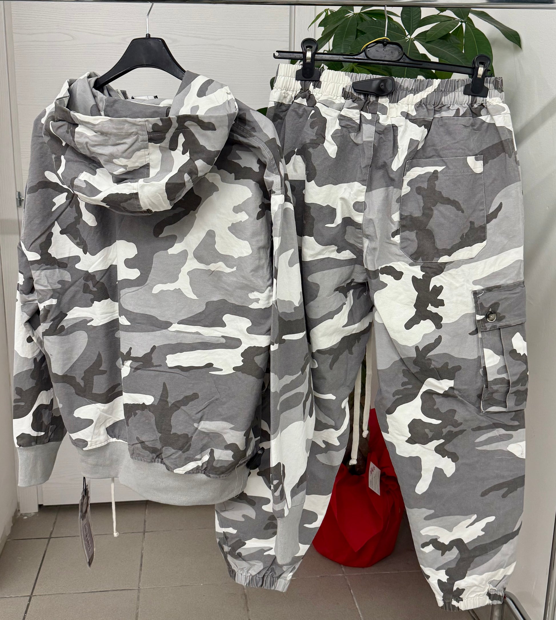 Set coordinato denim felpa con zip e pantaloni con polsini mimetico Duca Homme FGD MODA