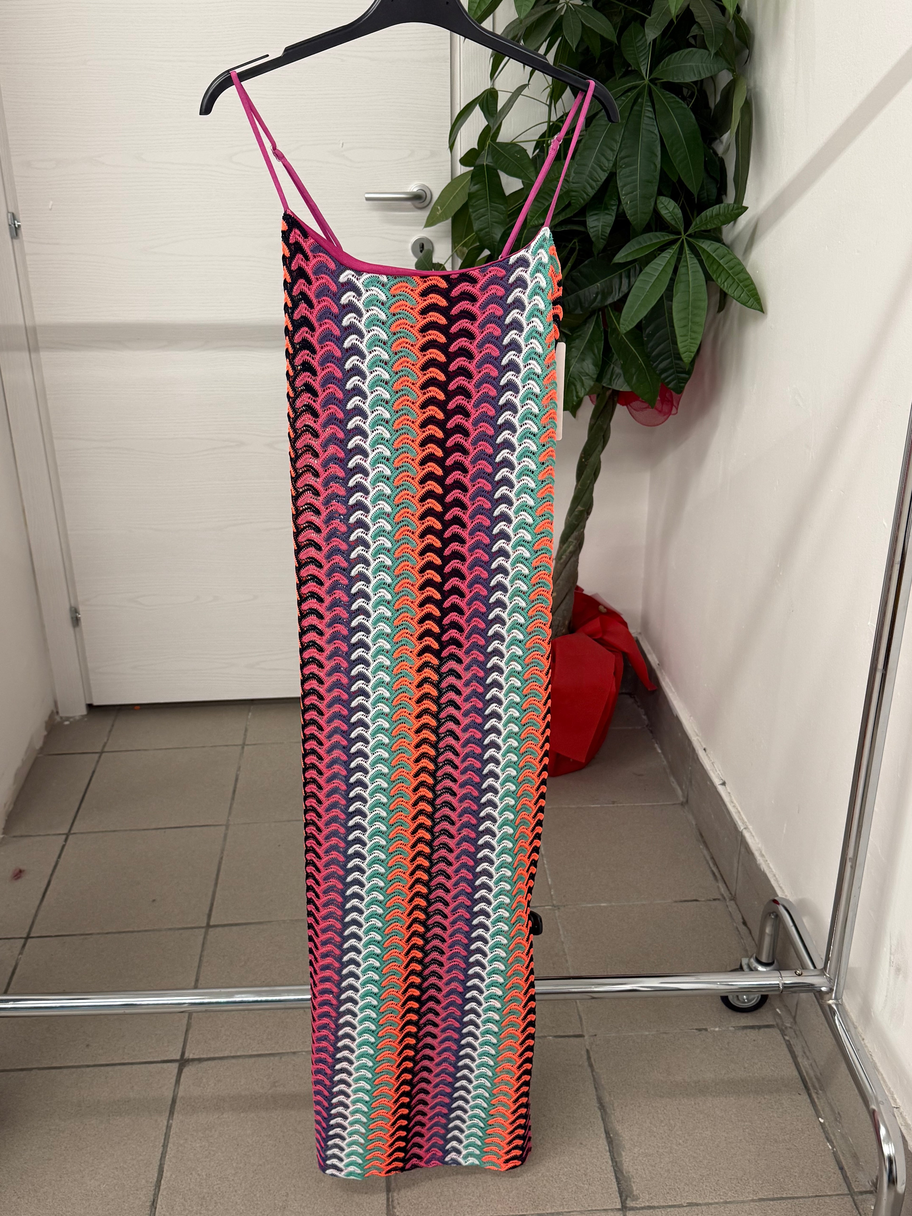 Abito lungo in maglia forata con motivo a onde FGD MODA