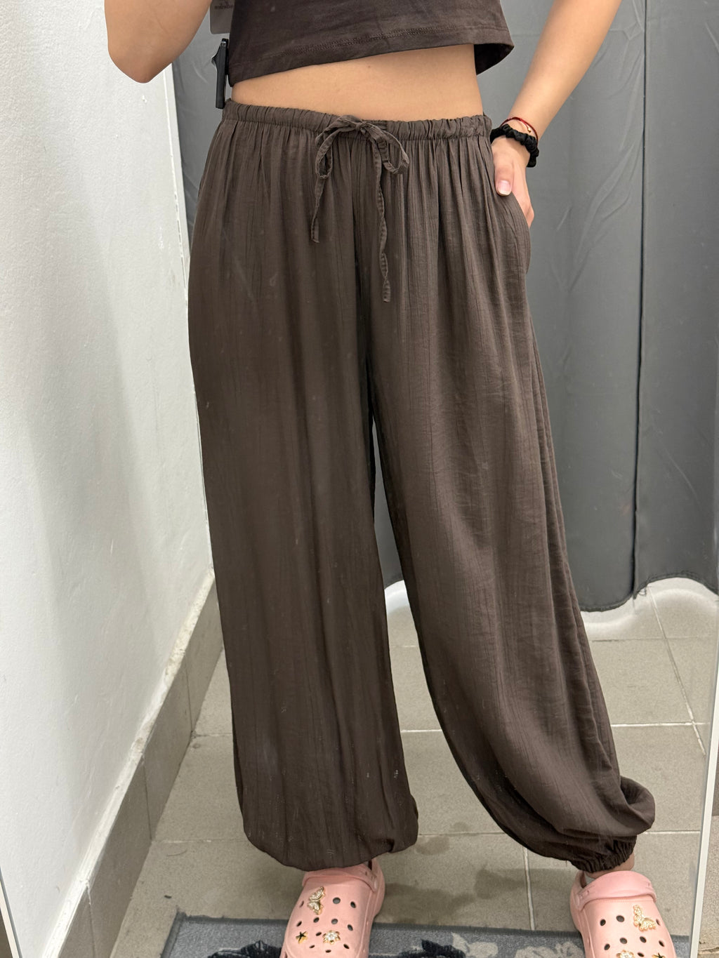 Pantaloni balloon in viscosa con polsini FGD MODA