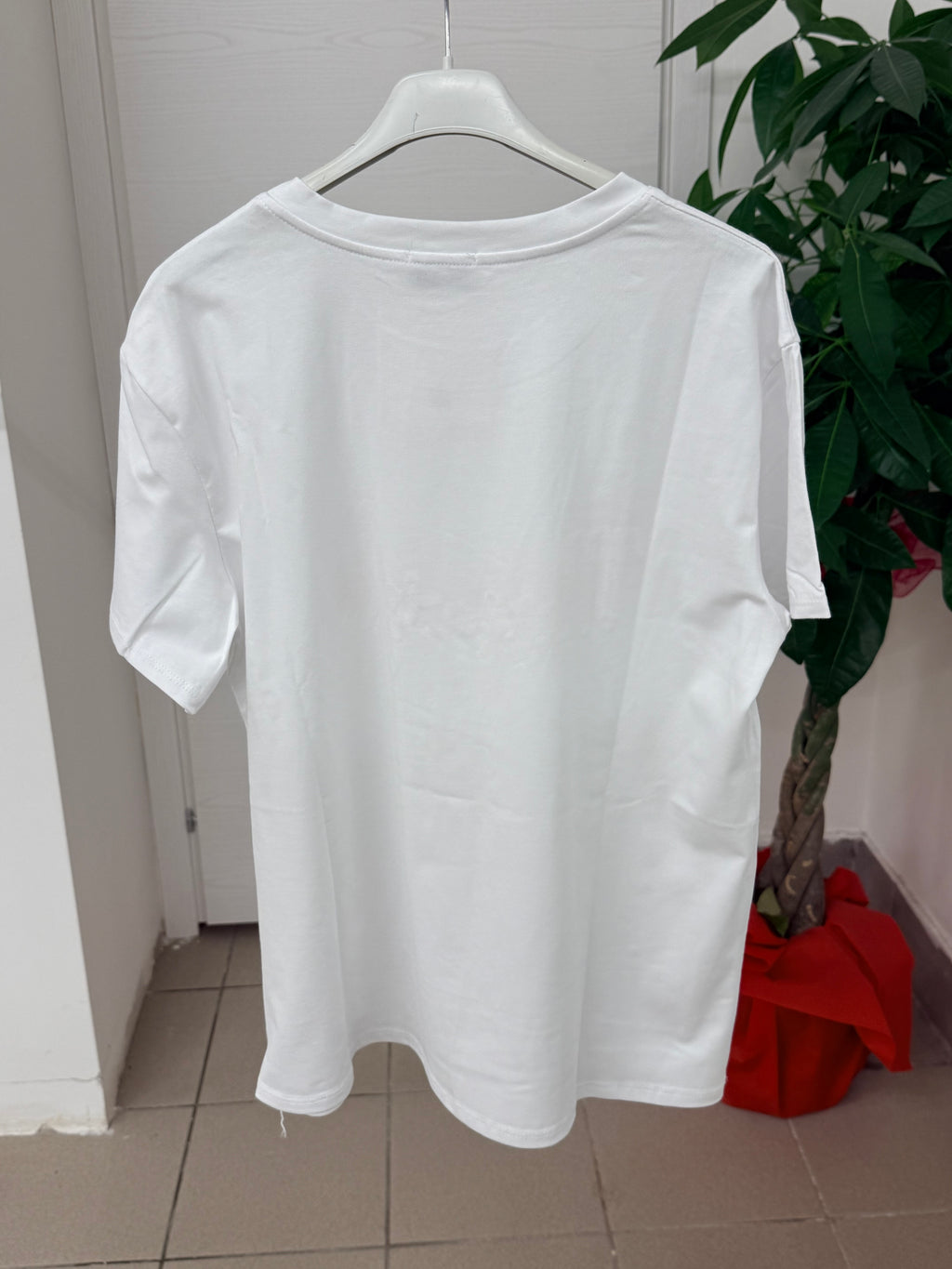 T-shirt con scritta “Meraviglia” FGD MODA