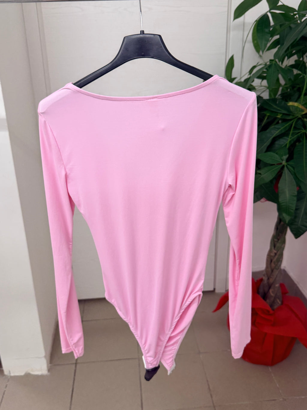 Body in lycra scollo a V con arricciatura sui lati FGD MODA