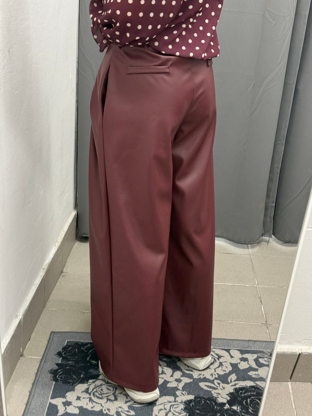 Pantaloni In Ecopelle A Gamba Larga Con Pence FGD MODA