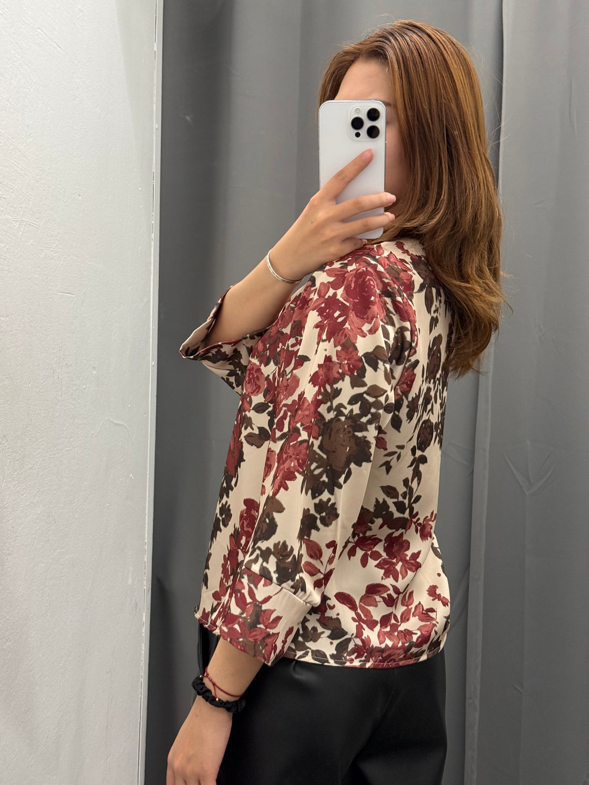 Blusa Effetto Raso A Fantasia Con Chiusura A Rocchetto FGD MODA