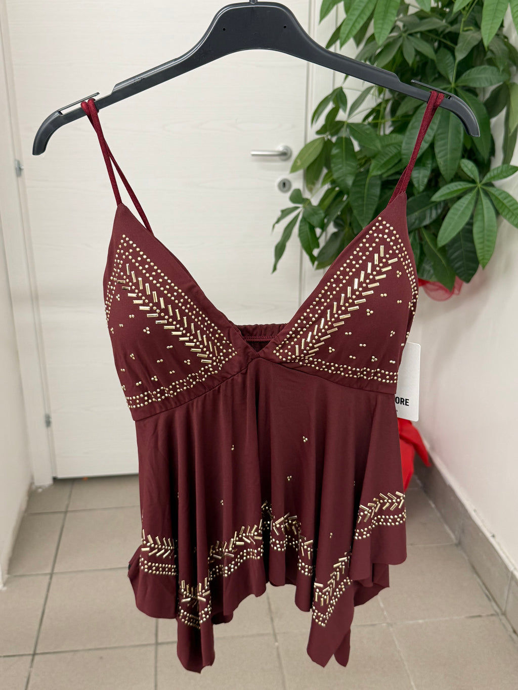 Top a spalline con borchie FGD MODA
