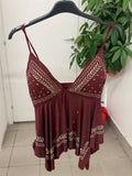 Top a spalline con borchie FGD MODA