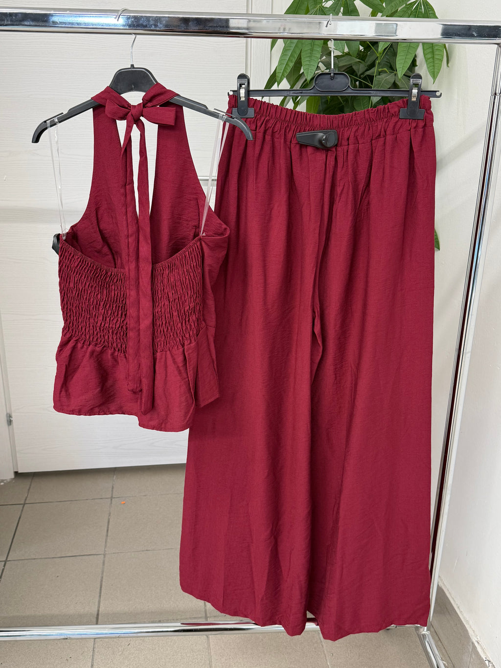Set coordinato Top con laccio e Pantaloni a gamba larga FGD MODA