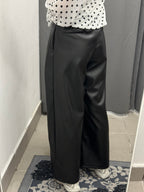 Pantaloni In Ecopelle A Gamba Larga Con Pence FGD MODA