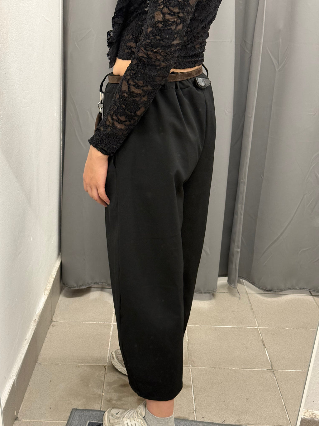 Pantaloni Barrel Tinta Unita Con Pence FGD MODA