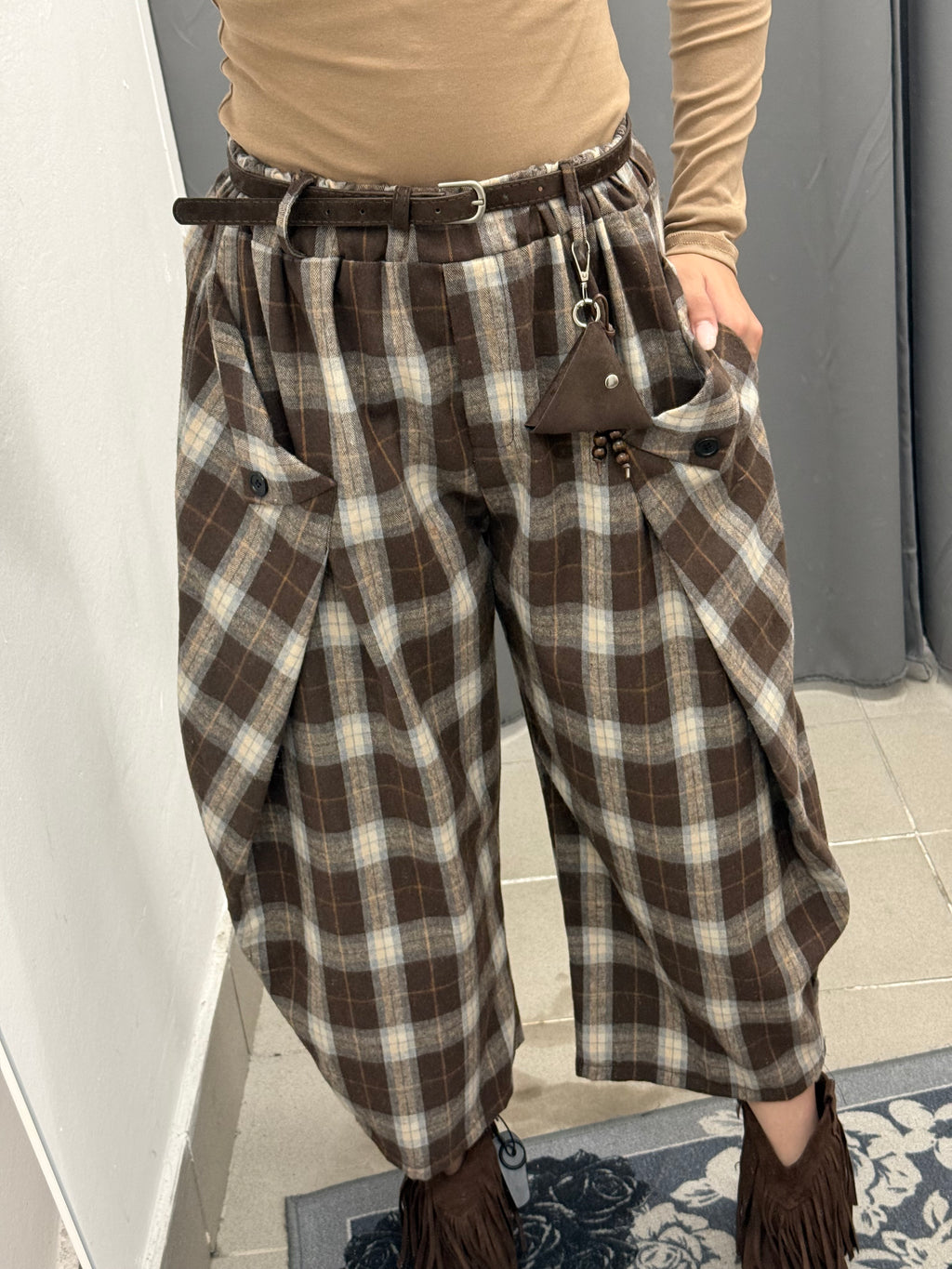 Pantaloni Barrel A Quadri Con Pence FGD MODA