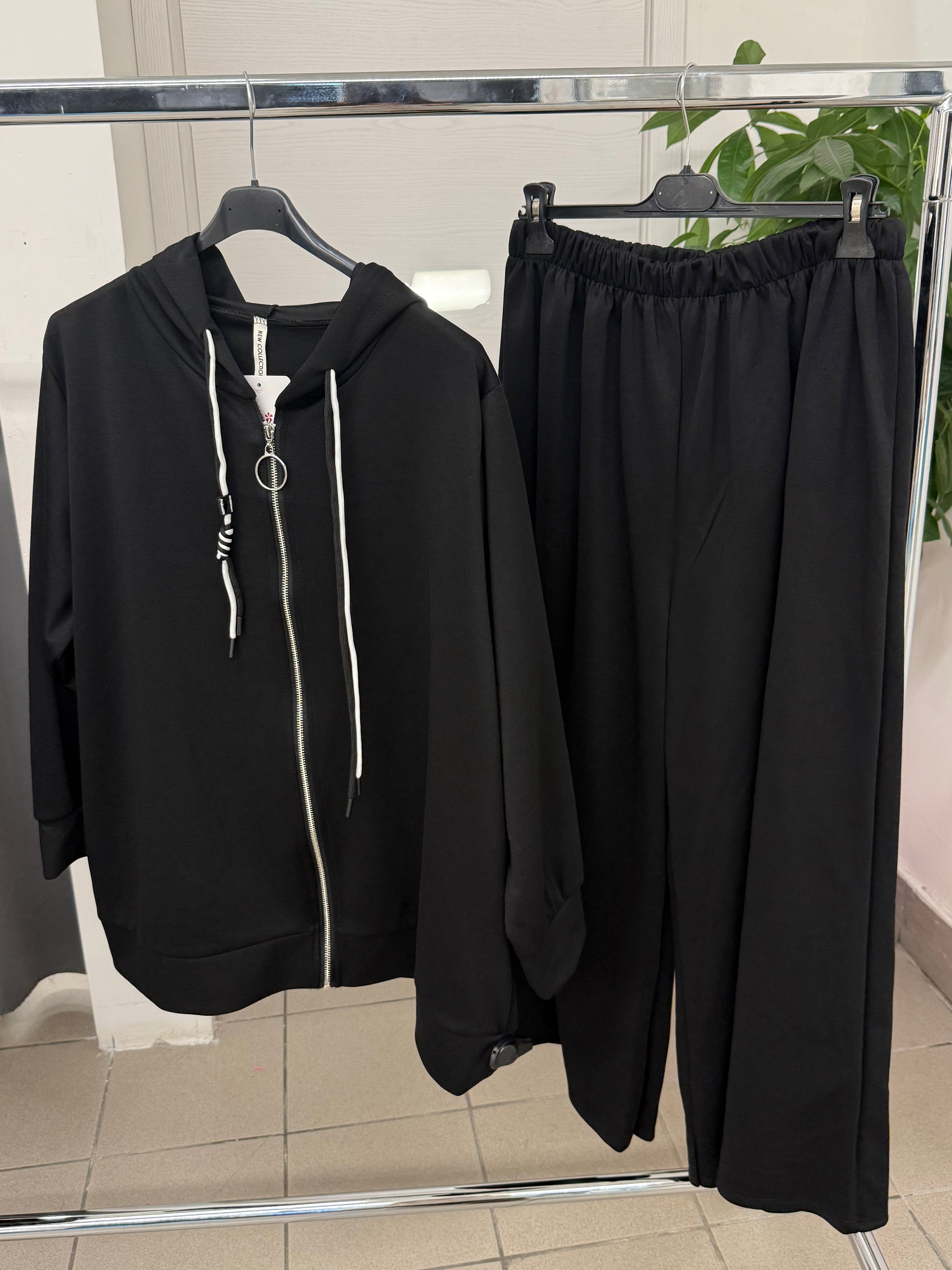 Set coordinato Felpa con zip con cappuccio e Pantaloni a palazzo per taglie curvy