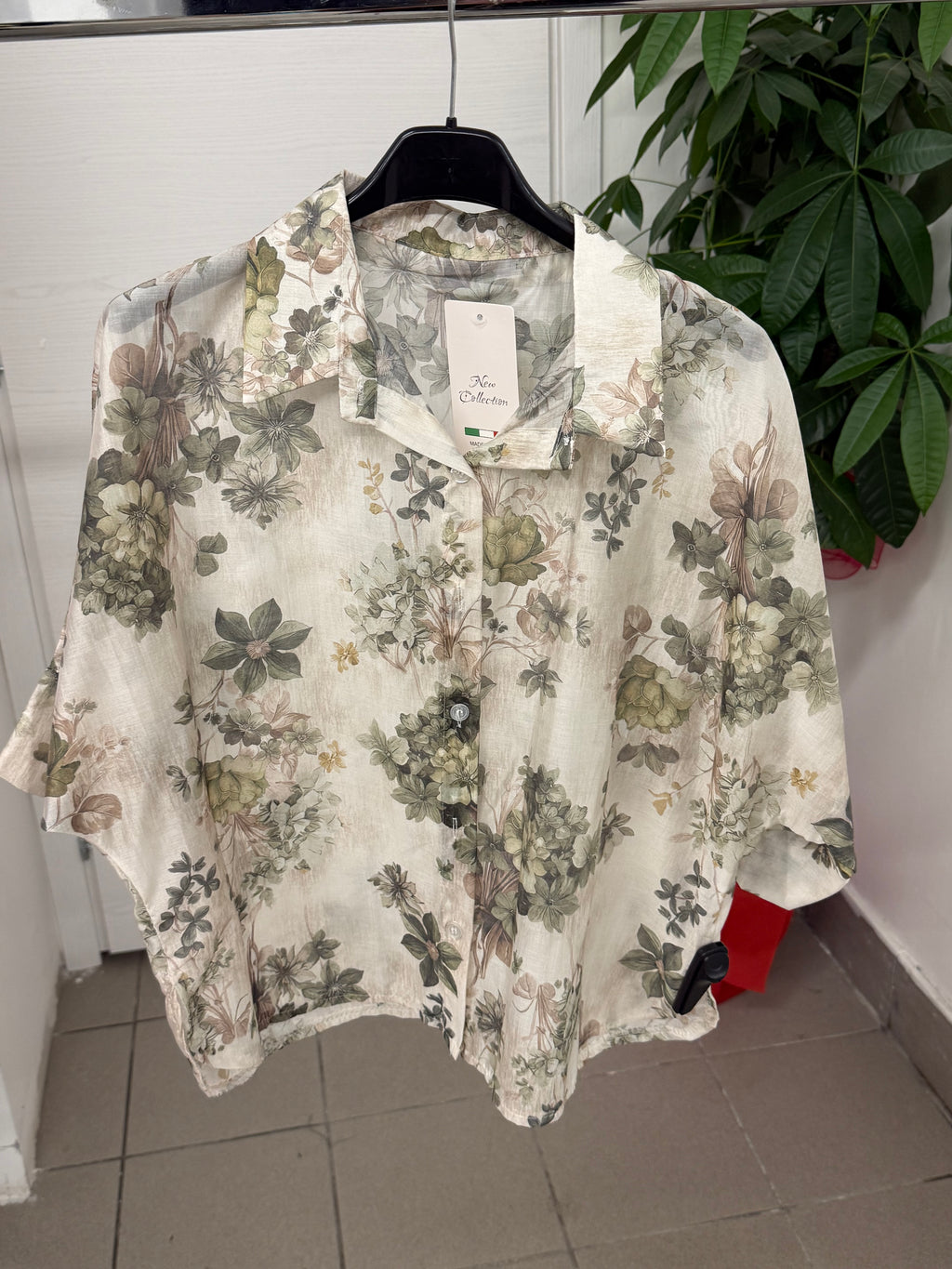 Camicia in tencel con manica corta con motivo fiorato FGD MODA