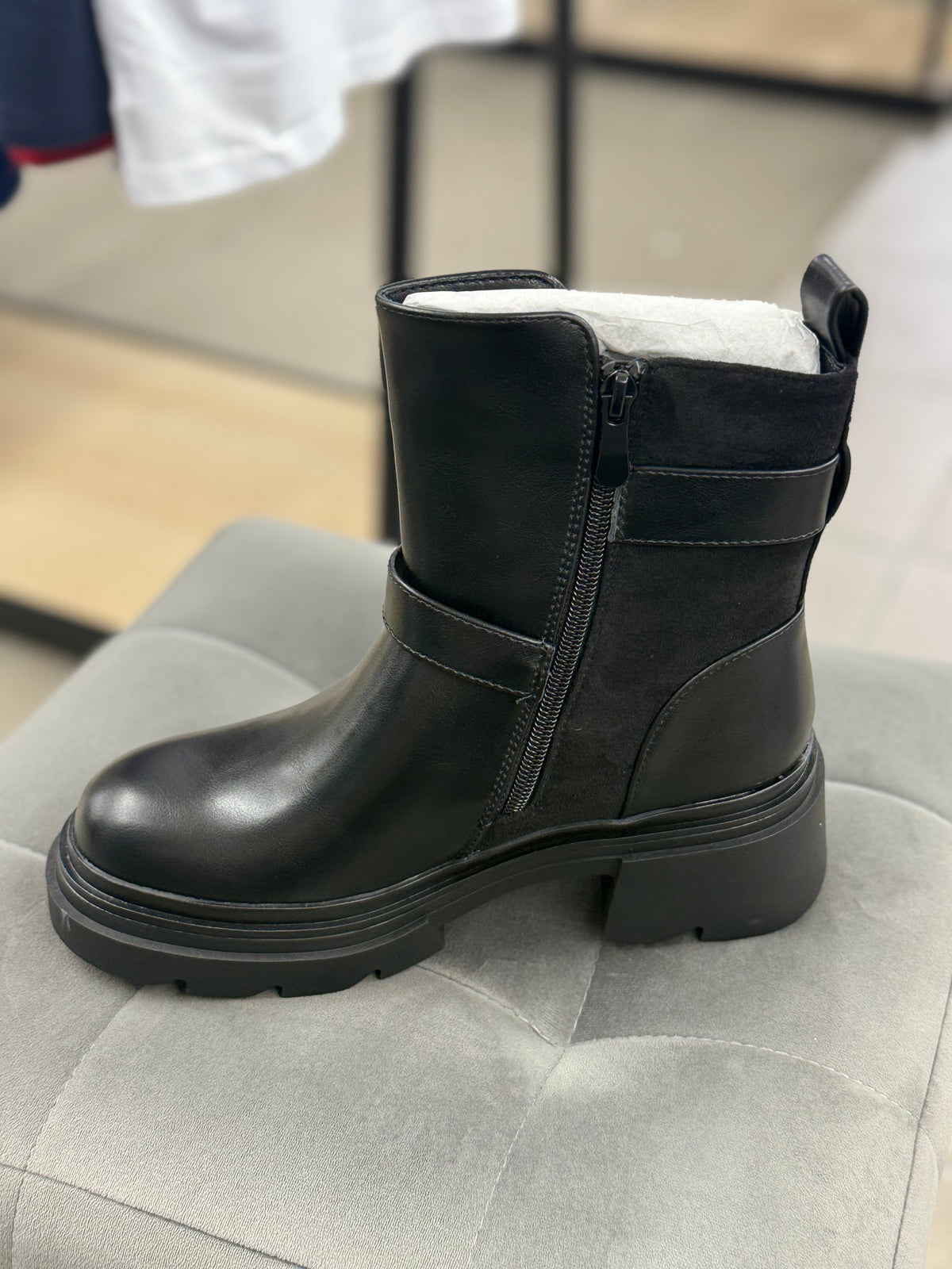 Stivaletti In Ecopelle E Camoscio Con Fibbie MS2163 FGD MODA