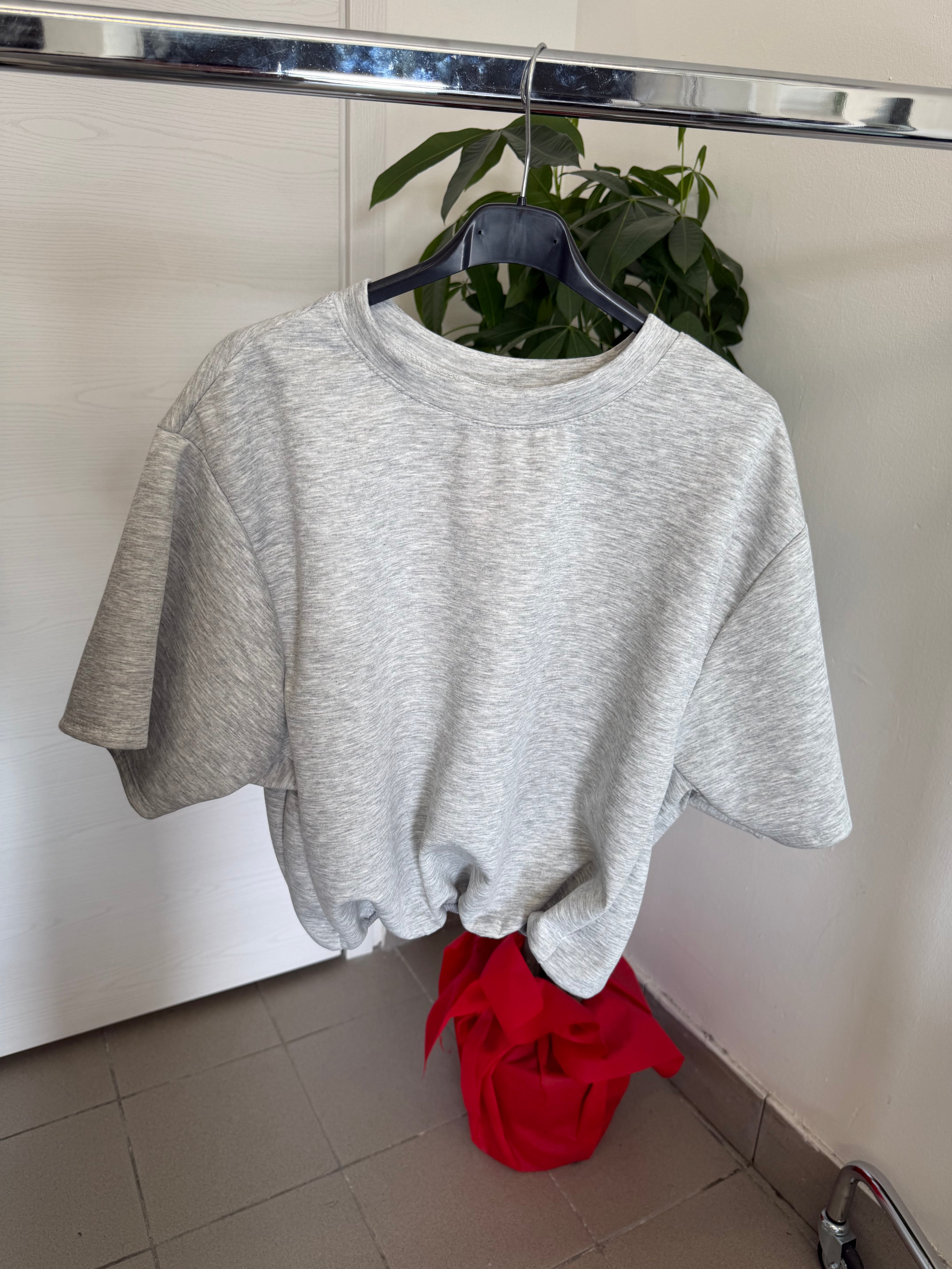 T-shirt con elastico FGD MODA
