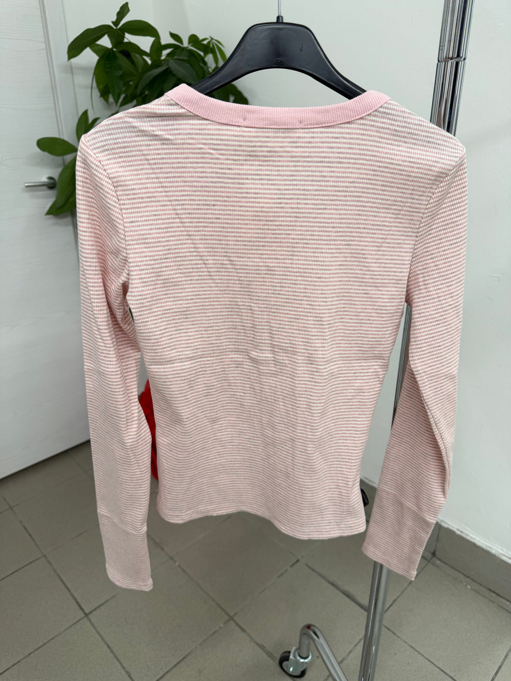 Magliettina a costine a righe con bottoni FGD MODA