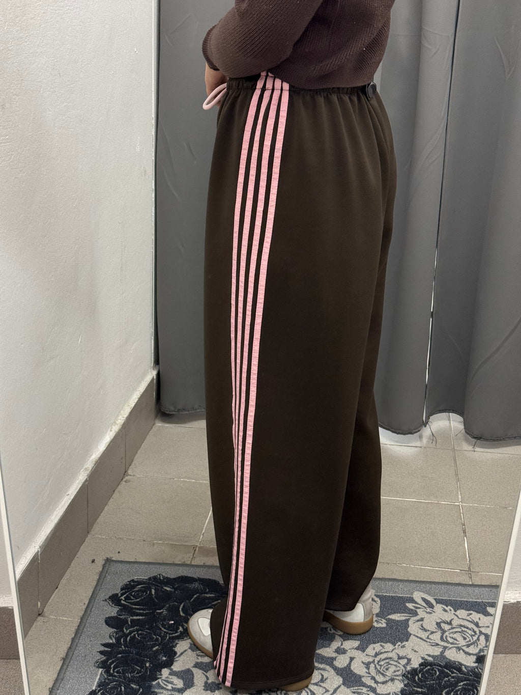 Pantaloni Tuta A Palazzo Con Strisce Laterali FGD MODA