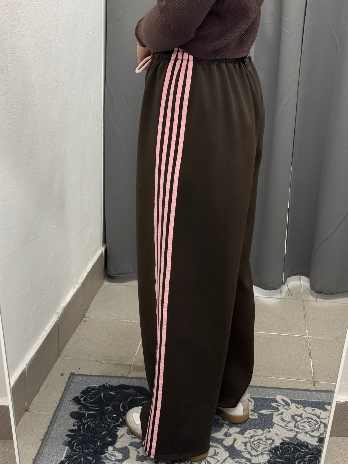 Pantaloni Tuta A Palazzo Con Strisce Laterali FGD MODA